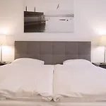 - Forchstrasse Apartment *