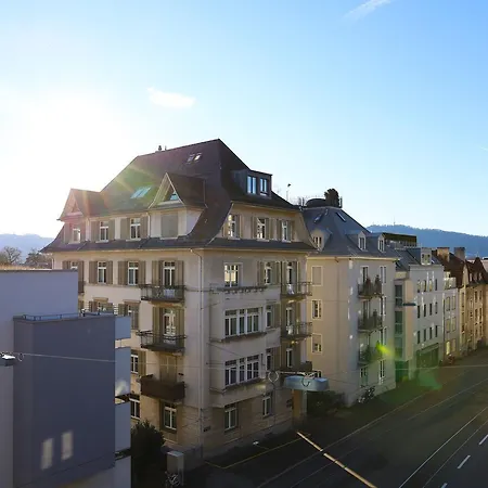 - Forchstrasse *