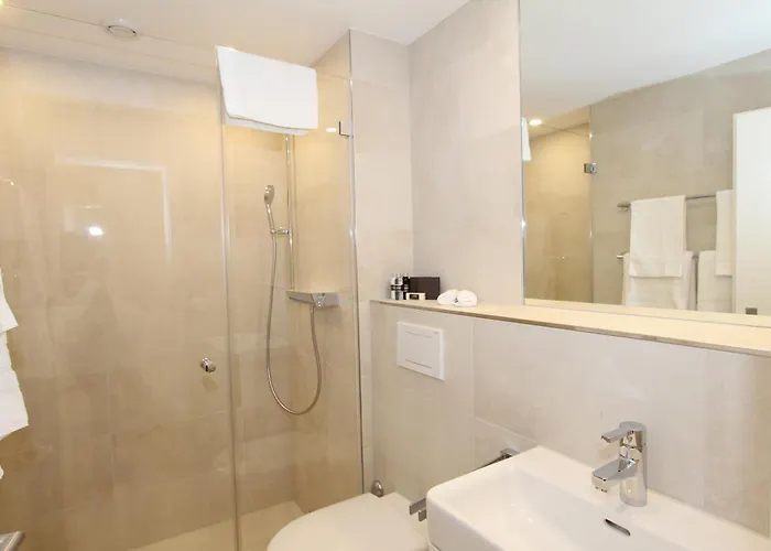 - Forchstrasse Apartment *